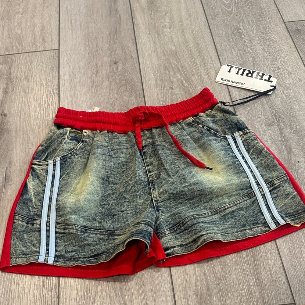 Thrill Distressed Denim-Style Red Trim Women's Shorts